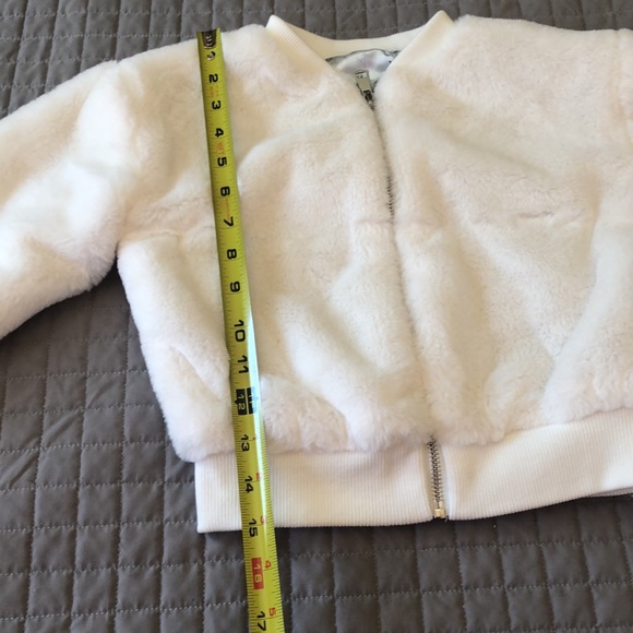 EUC- ⛄️❄️ Disney Frozen II White Zip Up Sweater - Picture 5 of 8